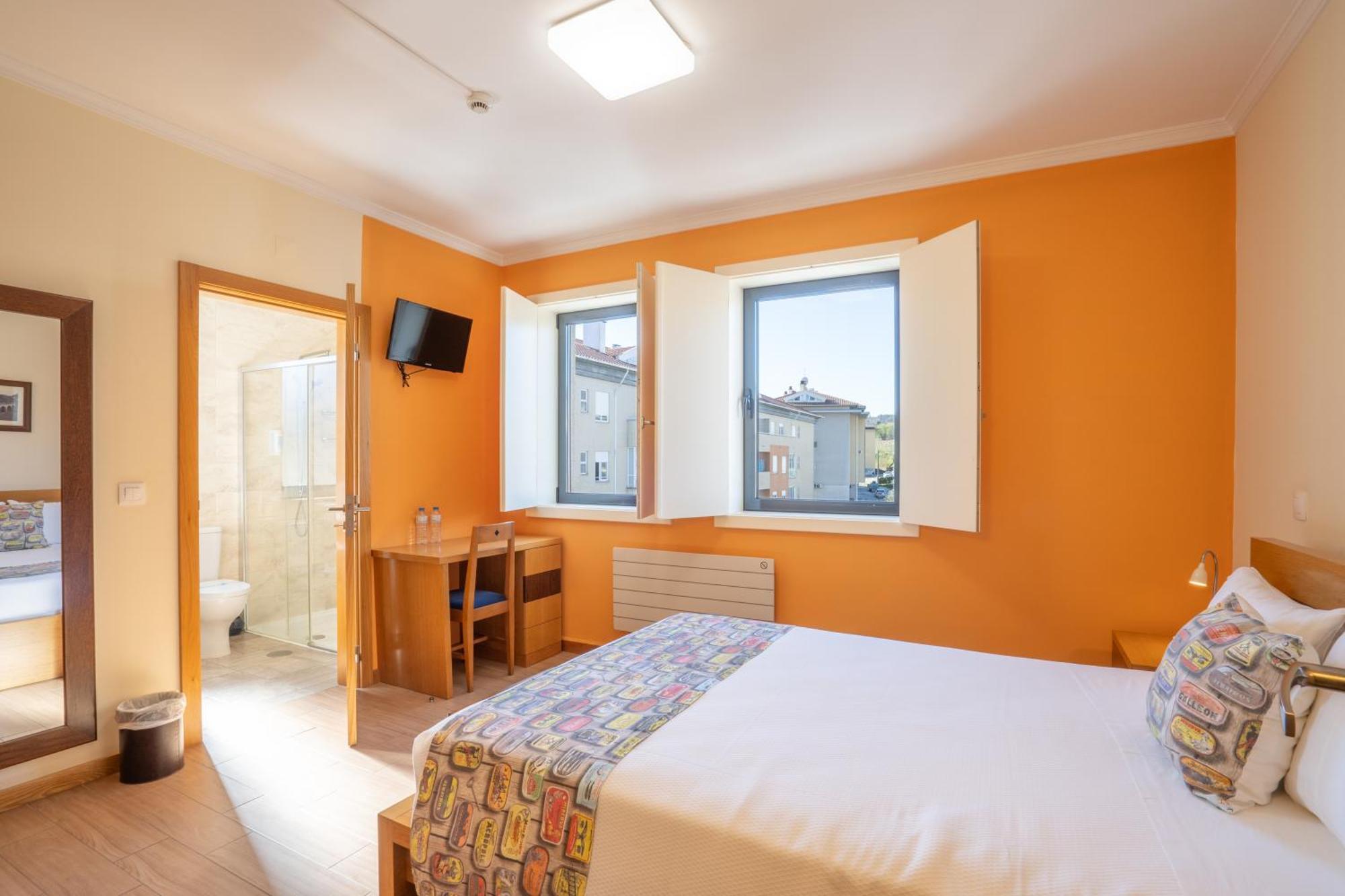 B&B Pensao Avenida Oliveira de Frades Extérieur photo